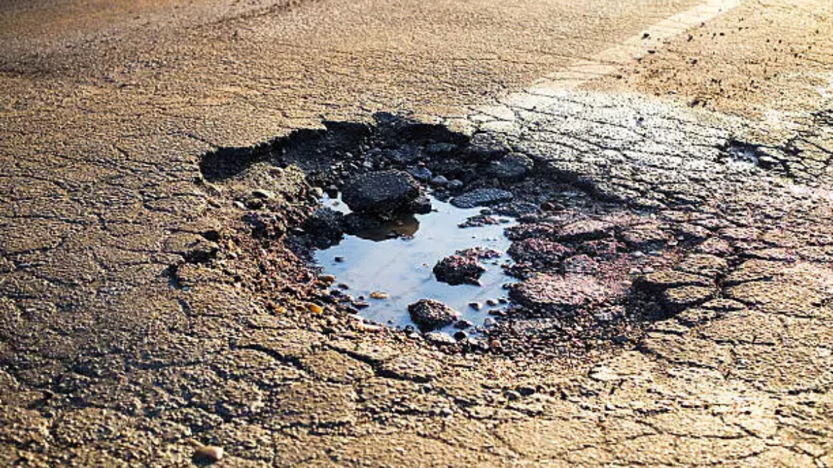 Understanding the Causes of Sinkholes in Roads